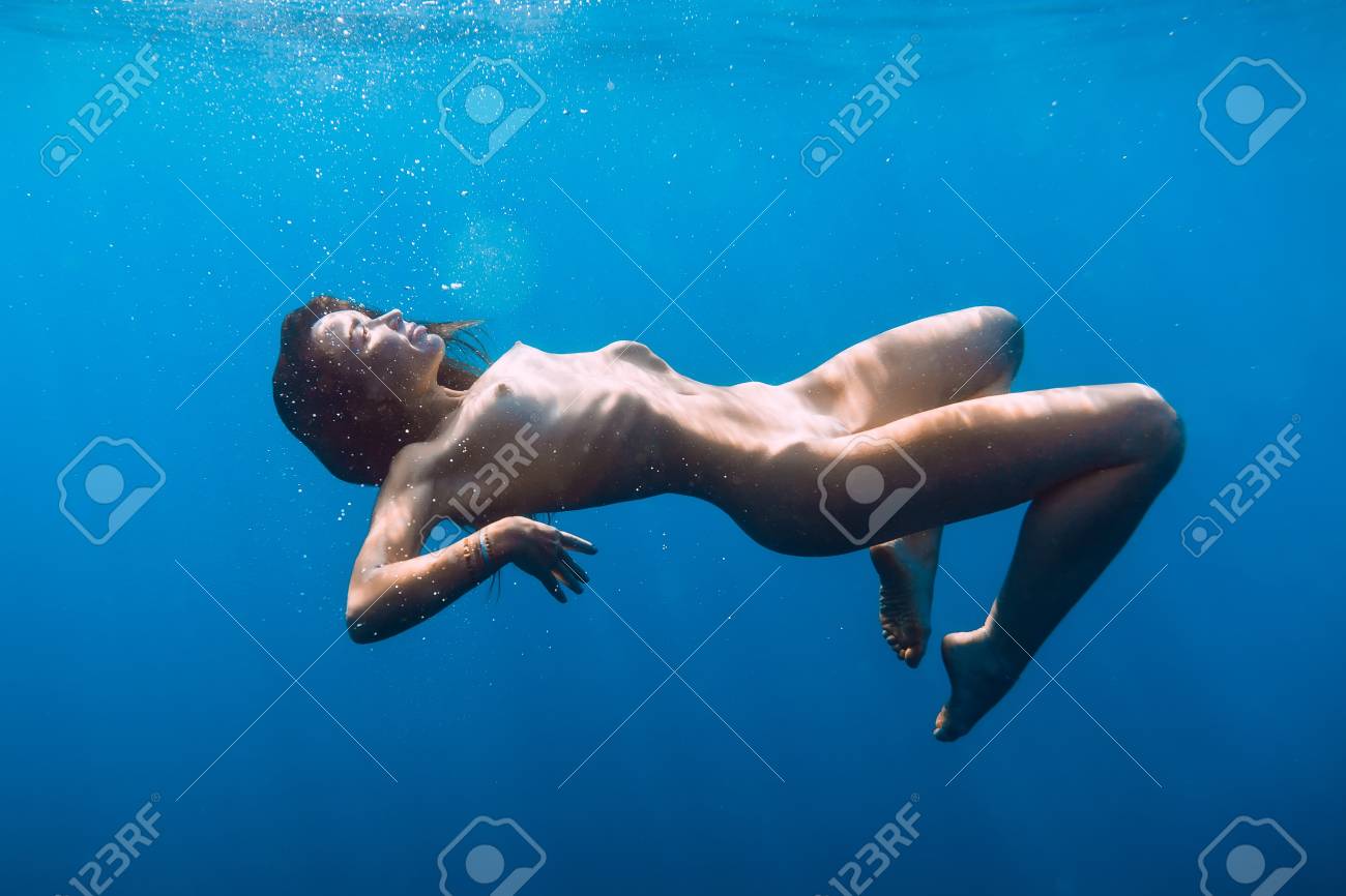 bruce huss add photo naked women underwater