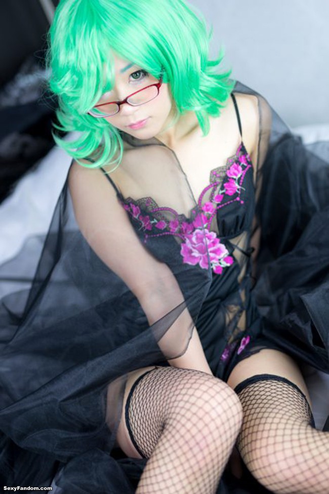 aryen khan share tatsumaki cosplay porn photos