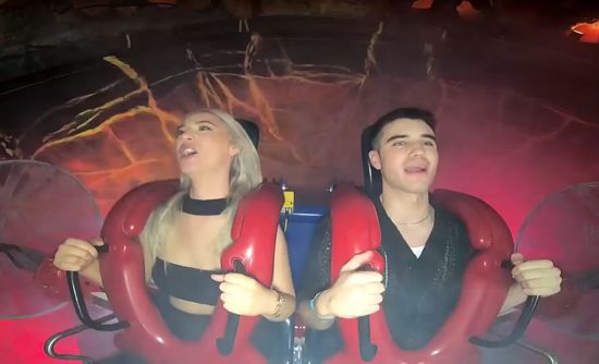 anton regnell recommends slingshot ride titties pic