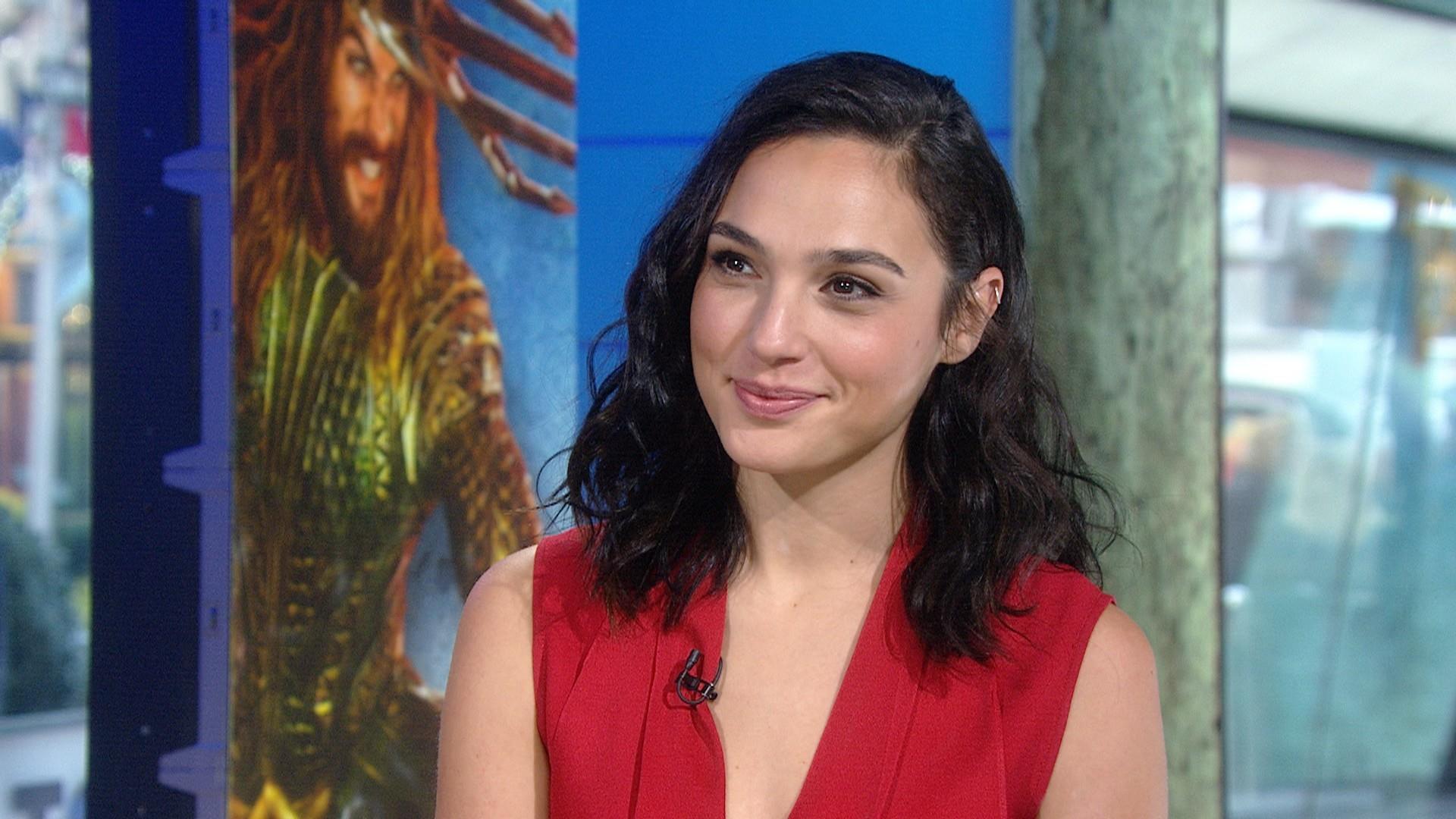 dikshita jain recommends gal gadot sexy video pic