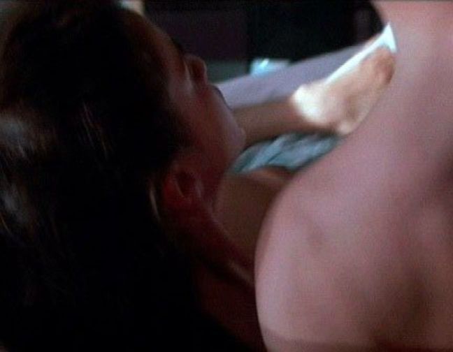 jami gertz naked