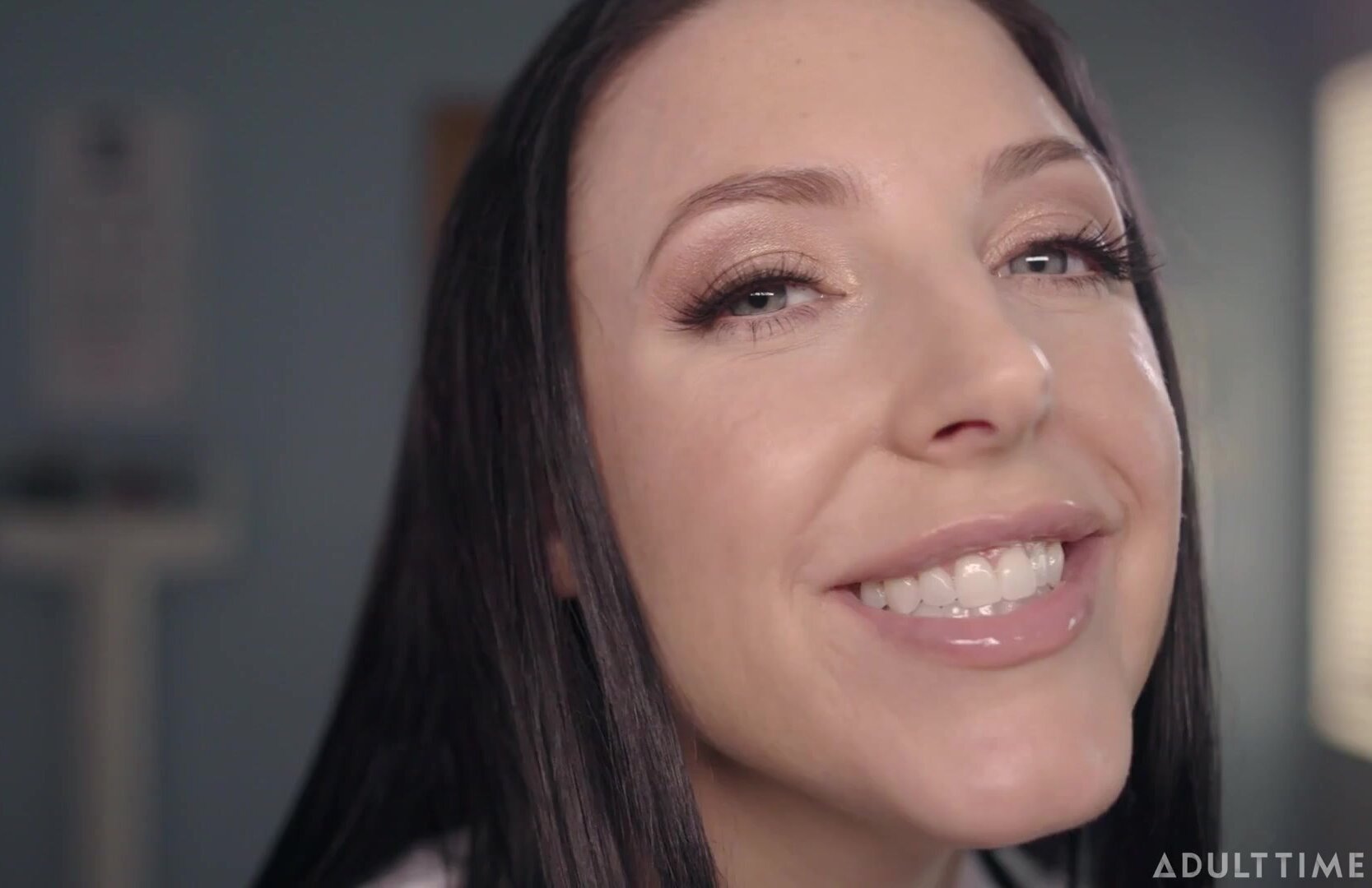 anang fauzan share angelawhite asmr photos