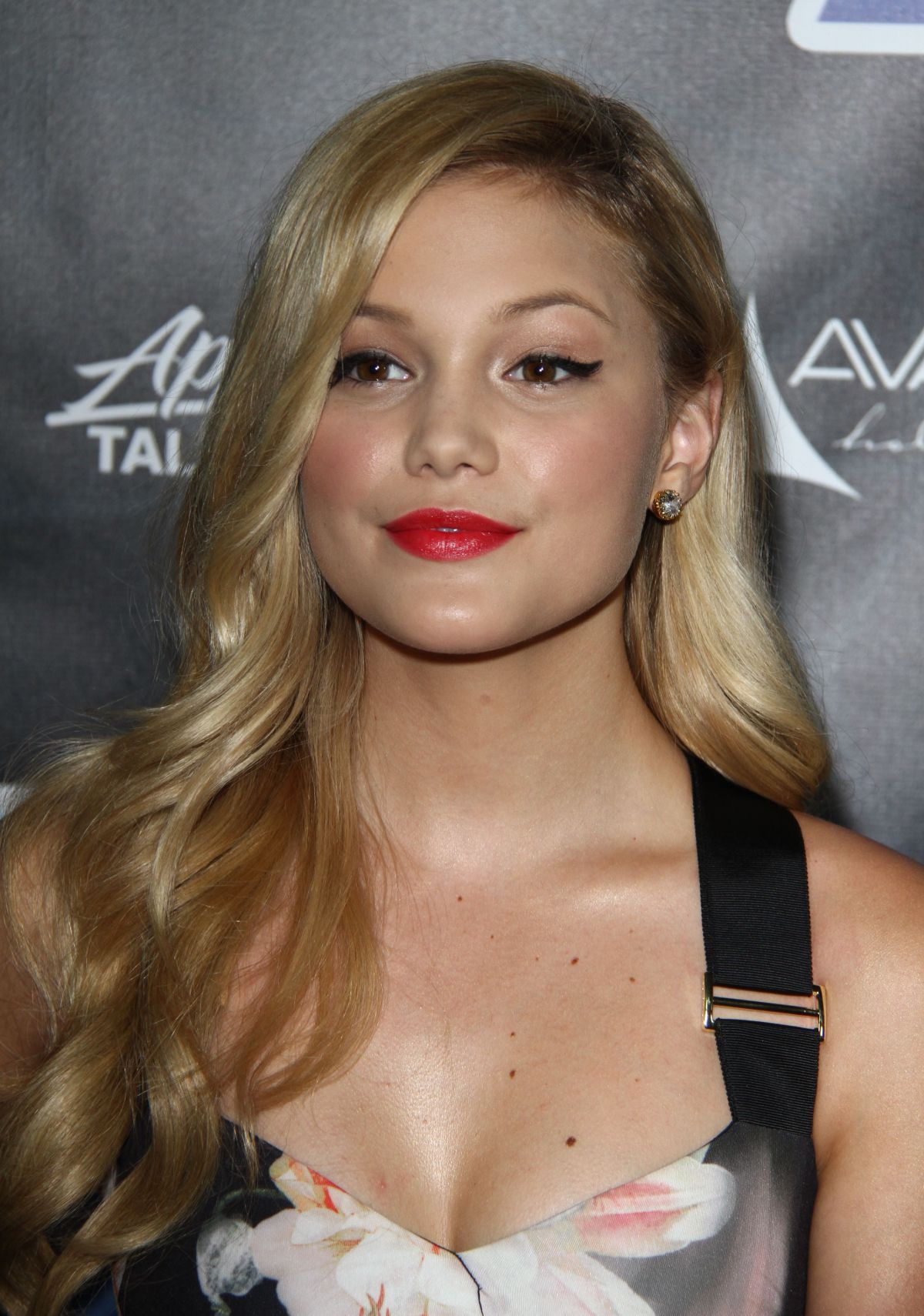 debbie resendez recommends Olivia Holt Naked