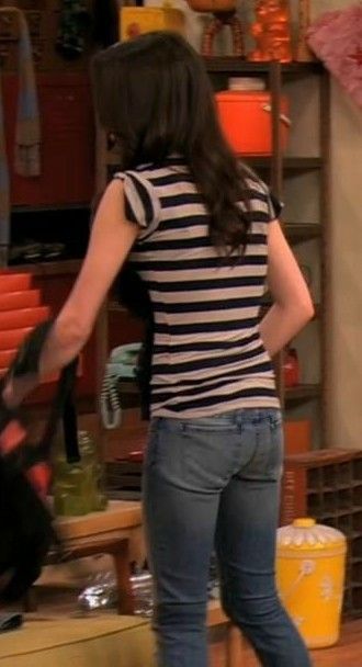 debra weiler recommends Miranda Cosgrove Butt