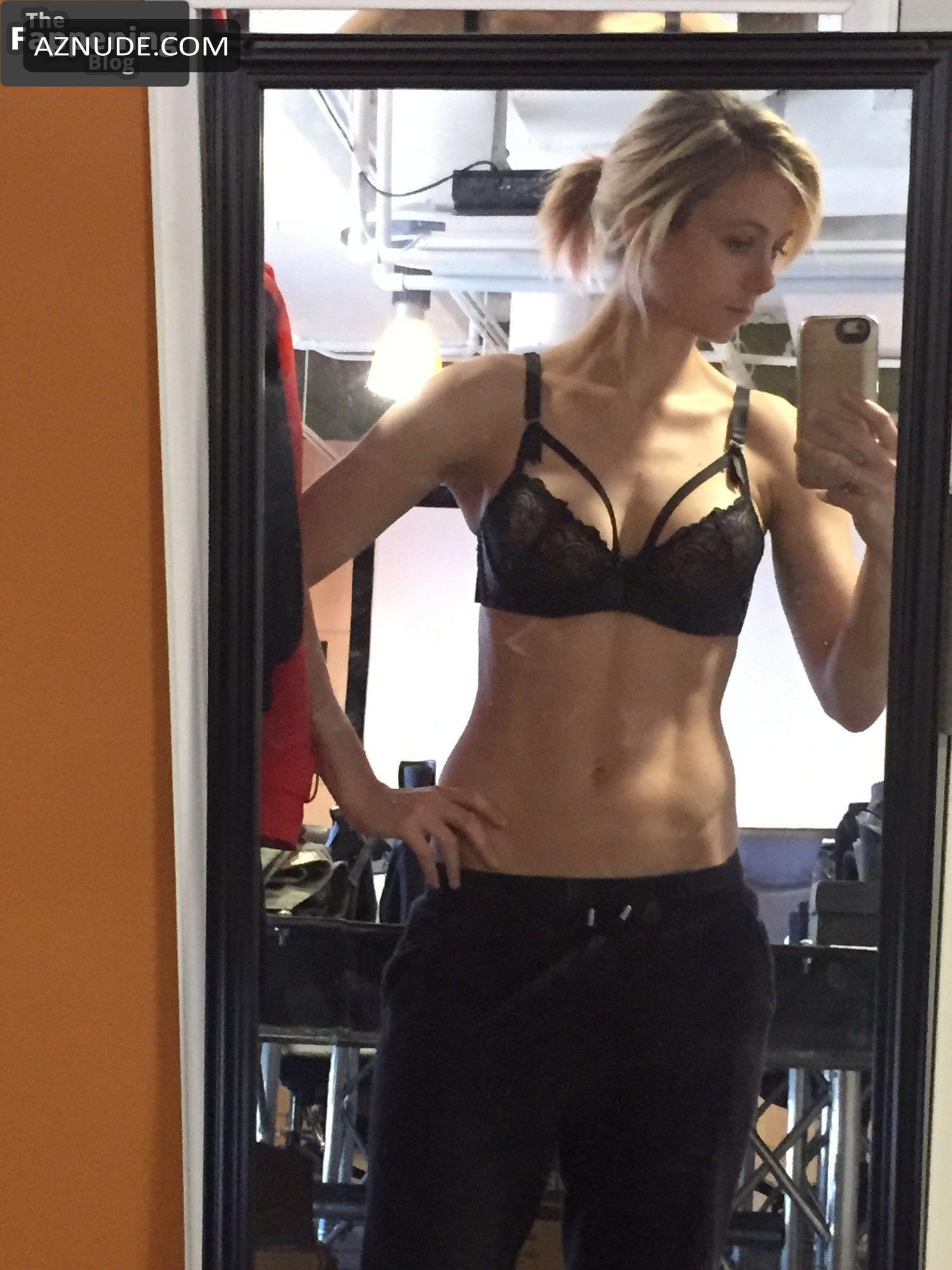 aeroll kyle add iliza shlesinger sexy photo