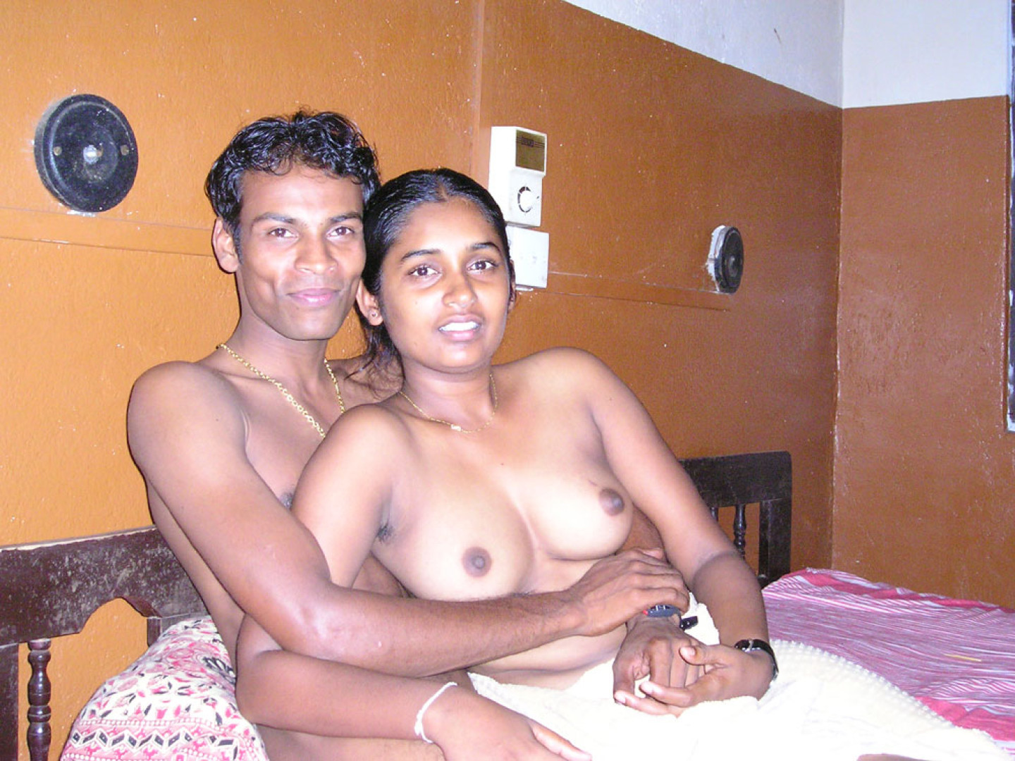 belle brillantes recommends Busty Indian Nude