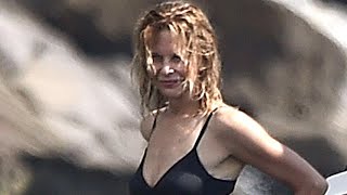 clayton uia add meg ryan bikini photo