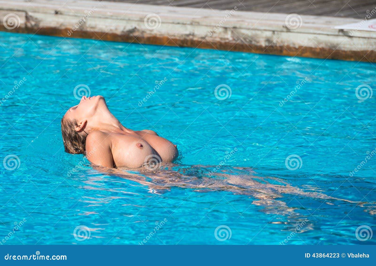 brent c smith add woman swimming naked photo